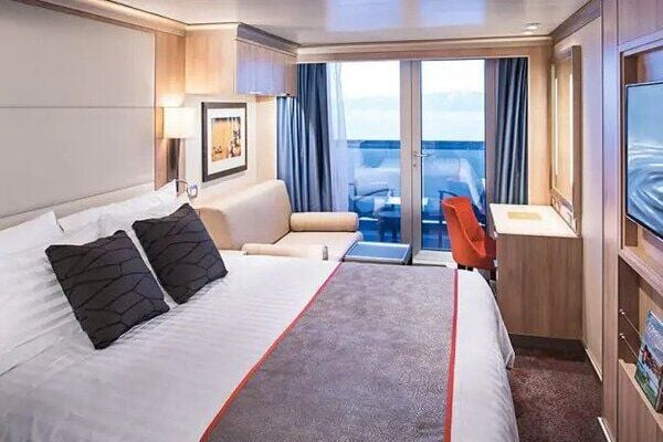 A cabin type from Holland America Line Veranda Balcony Cabin onboard the KoningsDam booking a cruise with Hupla.co your preferred travel agent or just glanze the cruise news| 600x400
