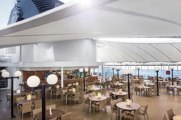 MSC Lirica Deck | 600 x 400