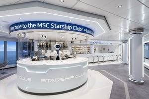 MSC Starship Club, med Rob bartenderen 