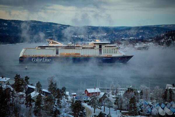 Winter morning in Drøbaksundet, Norway looking at the Color Magic Ship |  by Vidar Nordli-Mathisen 600x400