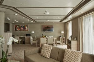 Silver_Muse_-_Grand Suite - Image