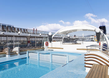 MSC Lirica - Pool