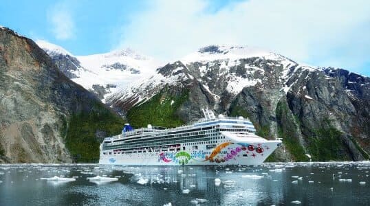 Norwegian Pearl in Alaska