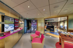 MSC Seaview, Teen Club | 243 x 161 px