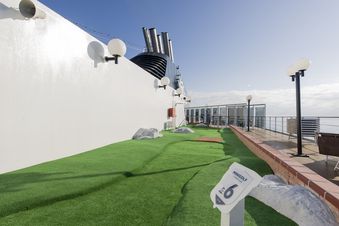 MSC Lirca, Golf 339x226