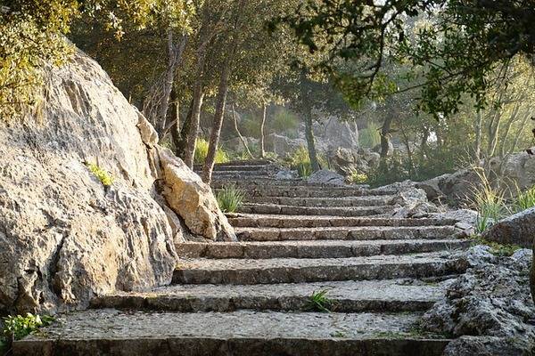 Old stairs made of rock in Palma de Mallorca | 600x400