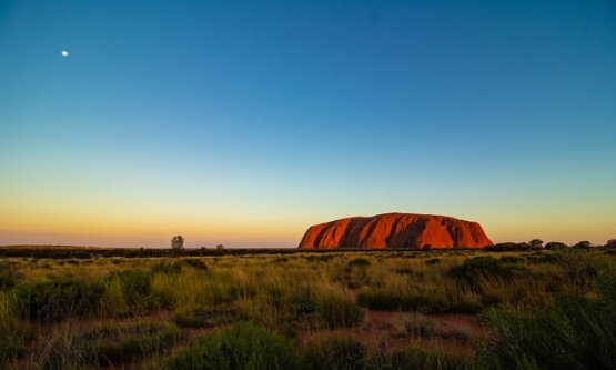 555x333 Australia | Ondrej Machart | unsplash