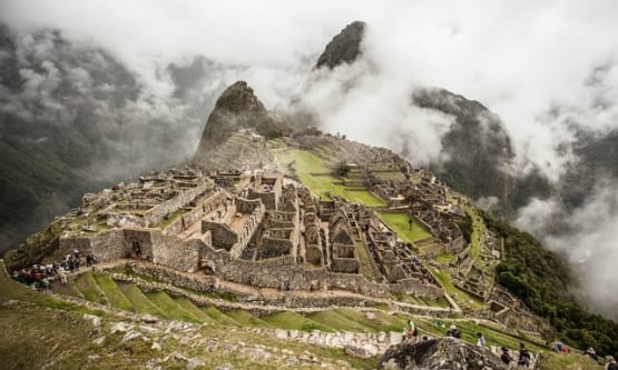555x333 South America | The gorgeous play of light did justice to the mystique of the ancient ruins thats adorned this magical landscape | Machu Pichu | unsplash |  Ayesha Parikh